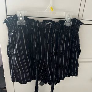 hollister stripped flowy shorts